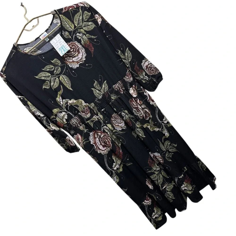 LuLaRoe Evelyn Smocked Waist Maxi Dress 2XL Black Floral Tiered Pockets NWT - Picture 2 of 8